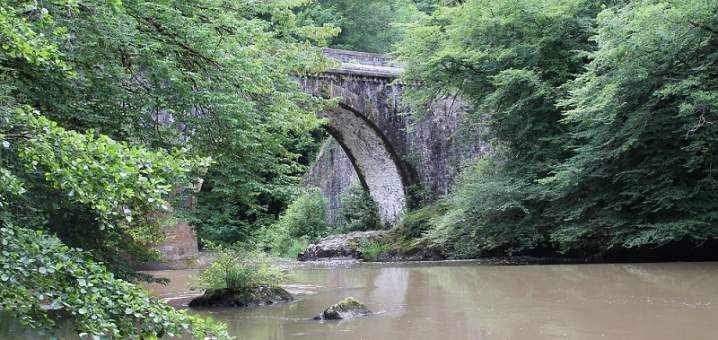 auvzre pontS